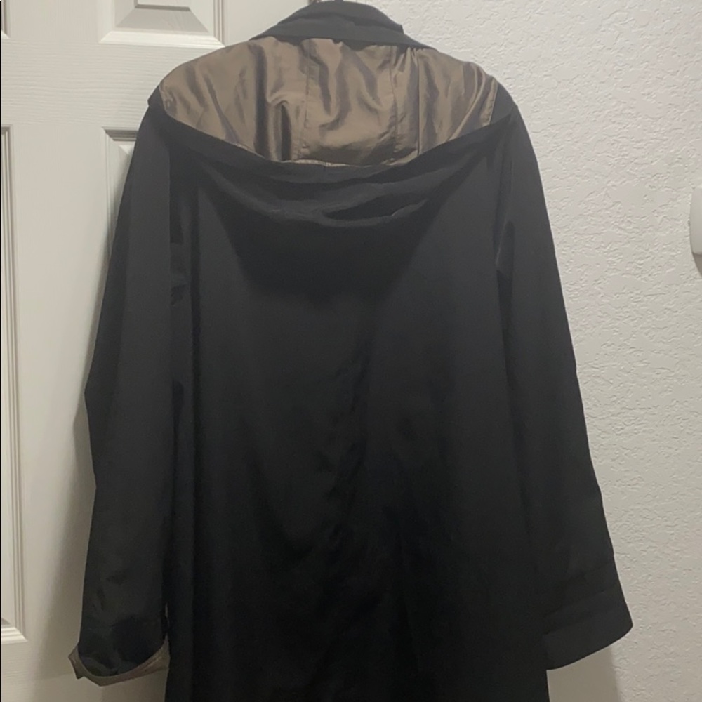 Women's Gallery ContrastTrim Hood Rain Jacket Gem